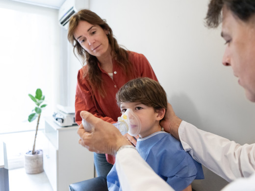 Detekce astmatu u dětí pomocí modelu Google HeAR: klasifikátor respiračních zvuků řízený umělou inteligencí